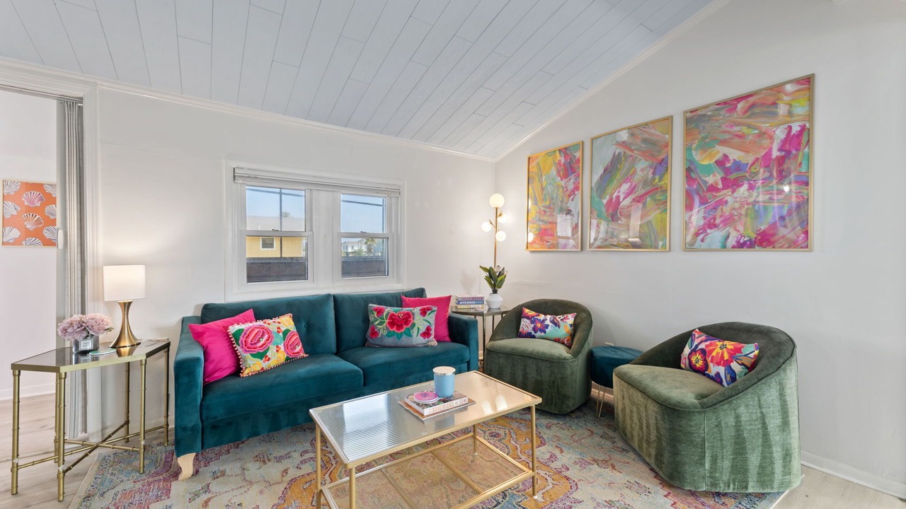 Photo of Livingroom in Pirates Beach