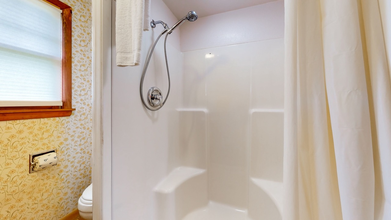 Photo of Bathroom in Lake George