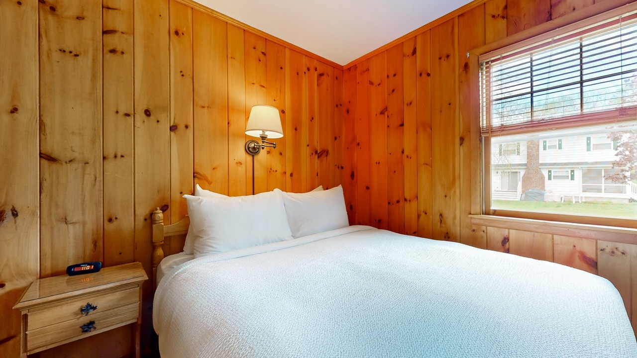 Photo of Bedroom in Lake George