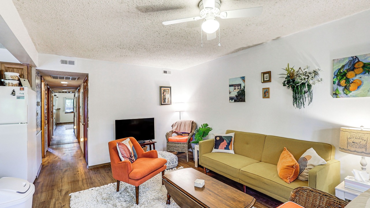 Photo of Bedroom in Caine Woods