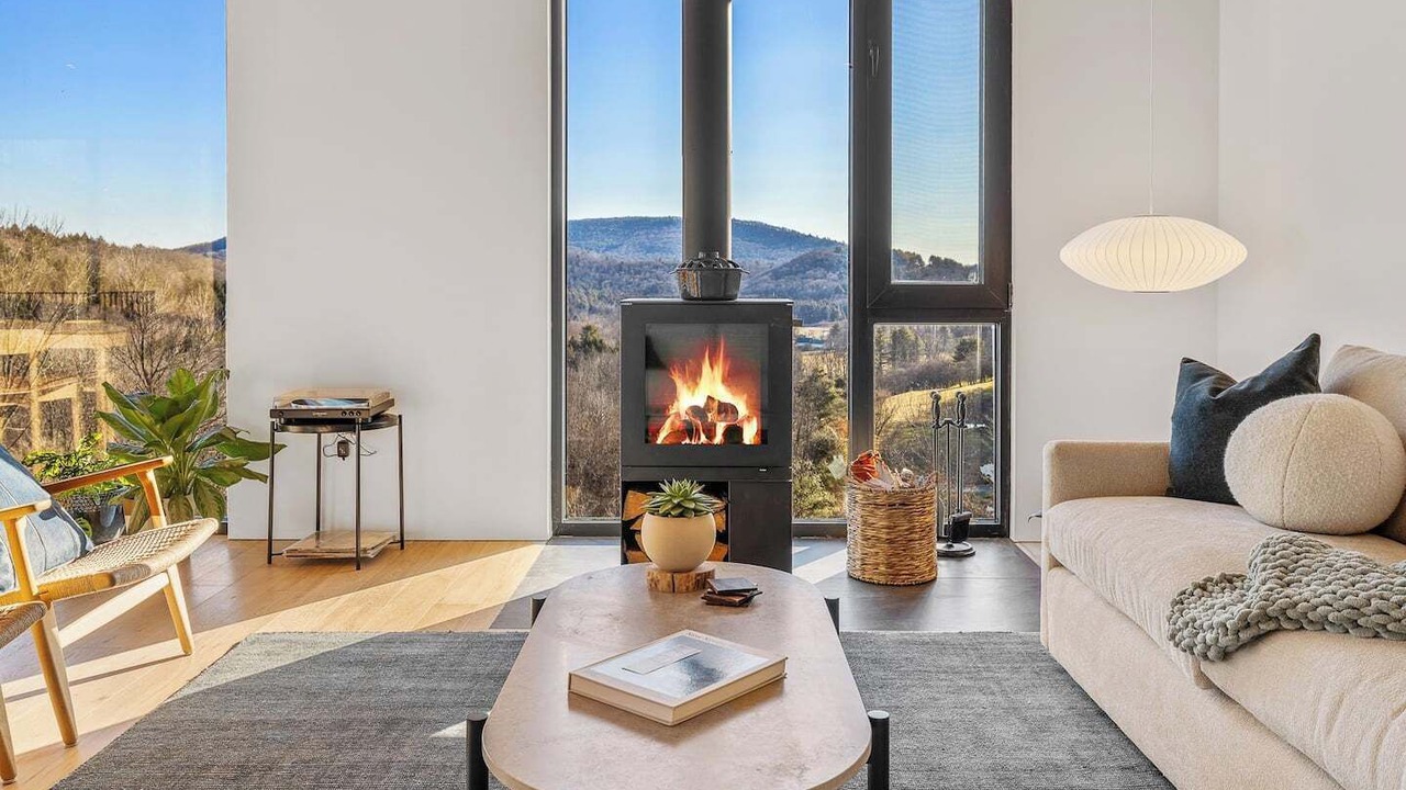 Photo of Livingroom in Brownsville