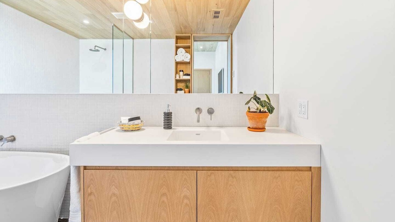 Photo of Bathroom in Brownsville