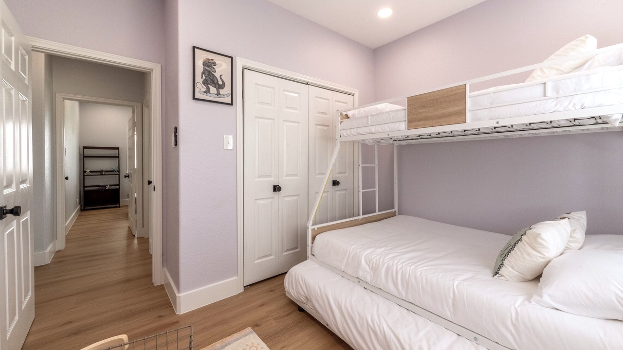 Photo of Bedroom in Surfside Beach