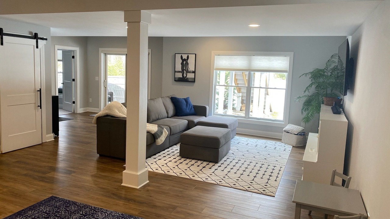 Photo of Livingroom in Saratoga Springs