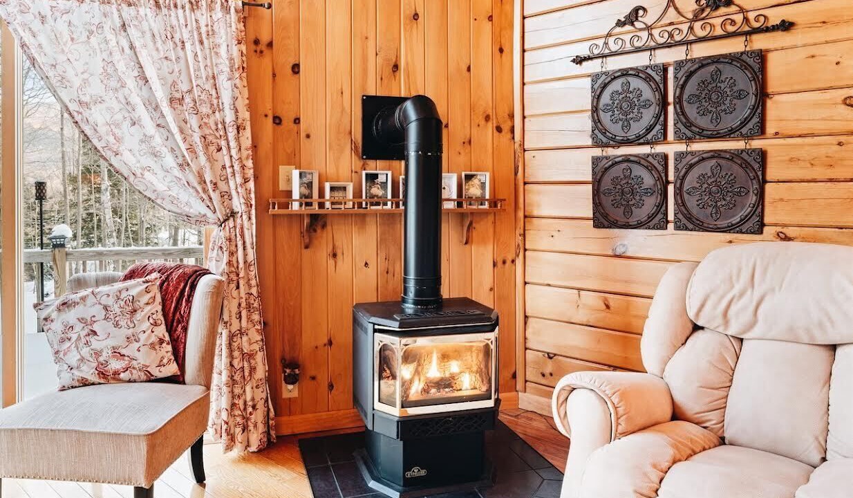 Photo of Livingroom in Warren