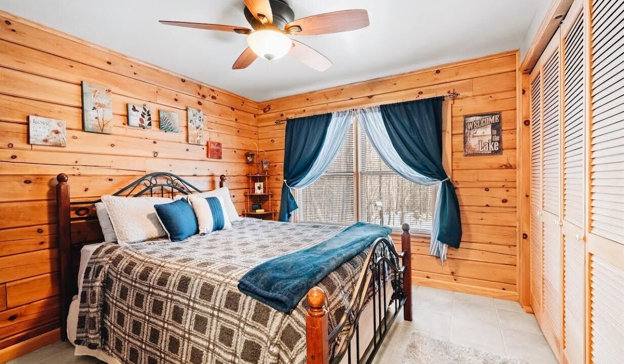 Photo of Bedroom in Warren