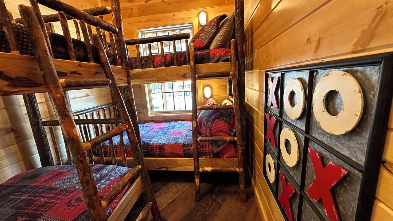 Photo of Bedroom in Hebron