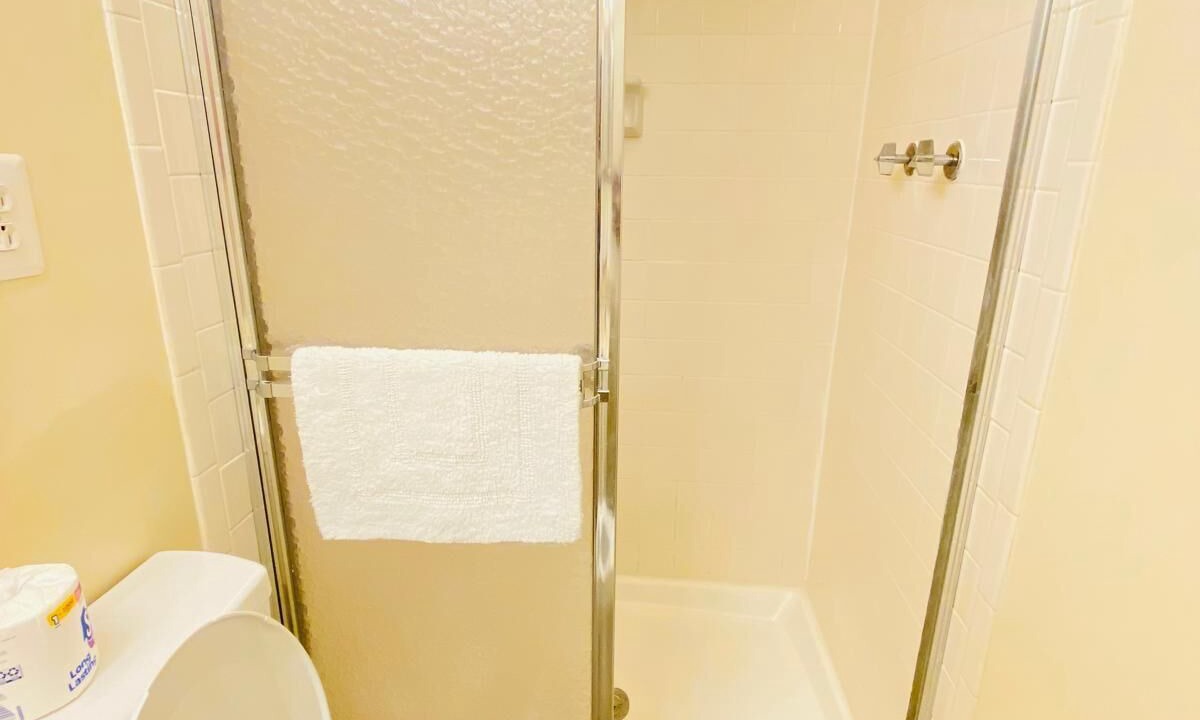 Photo of Bathroom in Laurel
