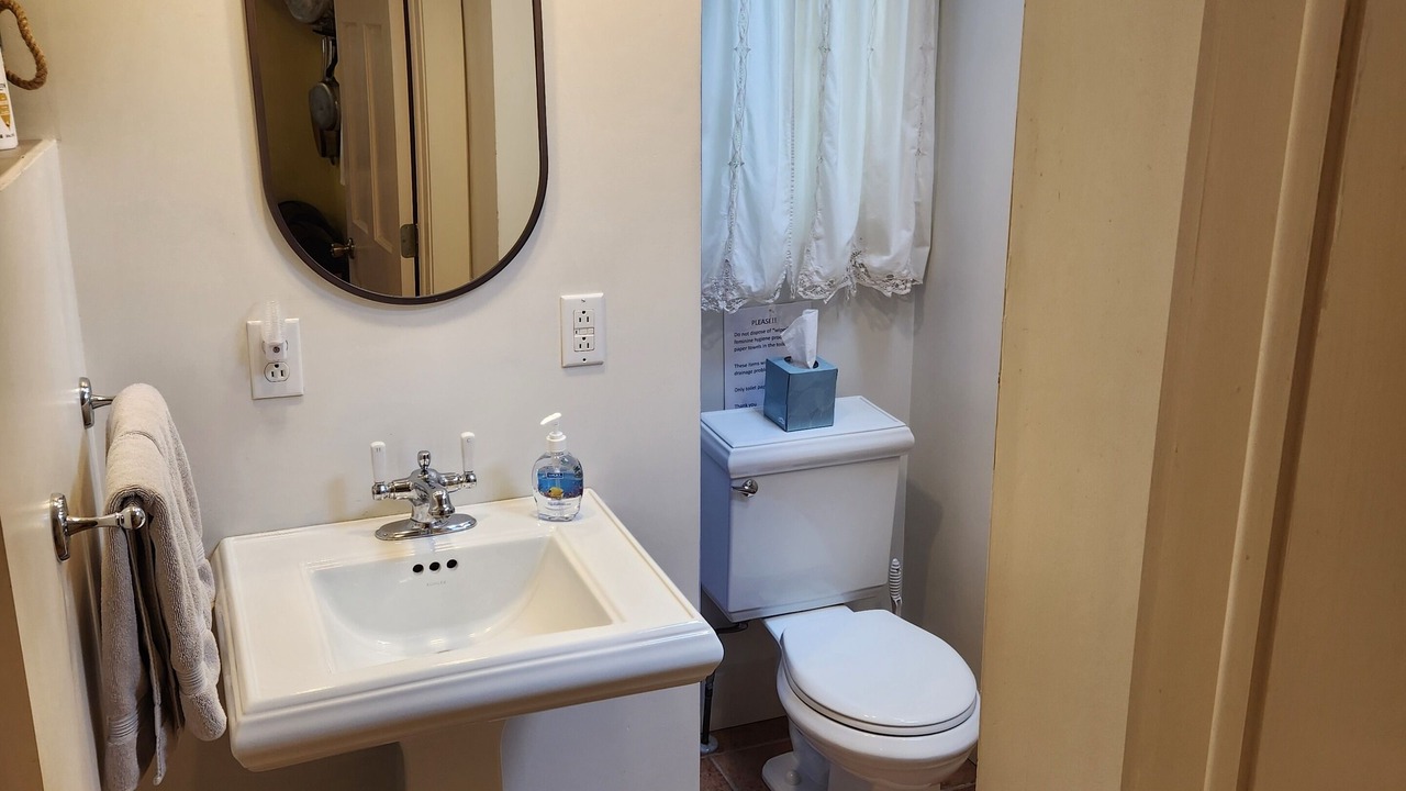 Photo of Bathroom in Holcomb
