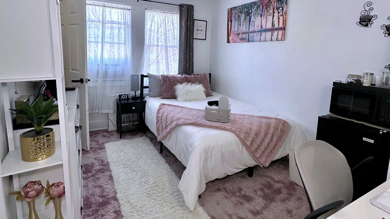 Photo of Bedroom in Hicksville