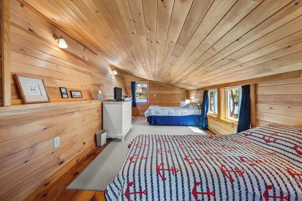 Photo of Bedroom in Otis