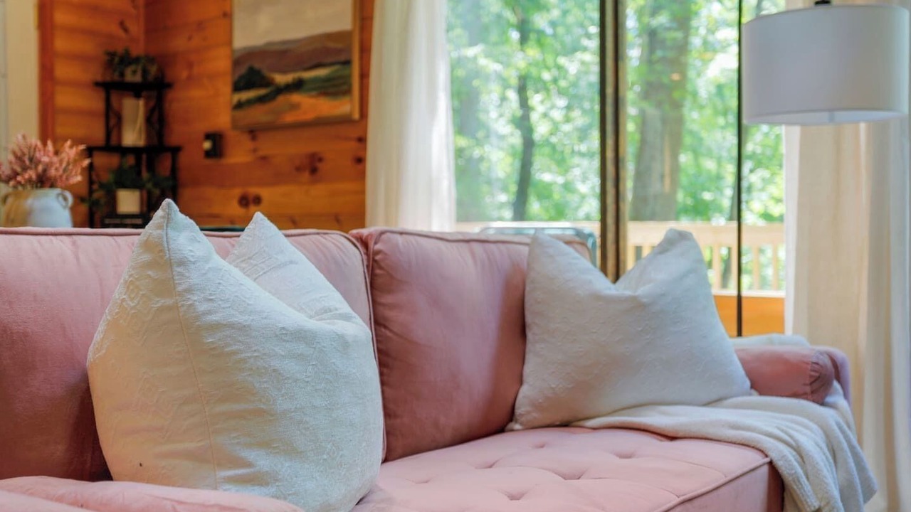 Photo of Livingroom in The Woods