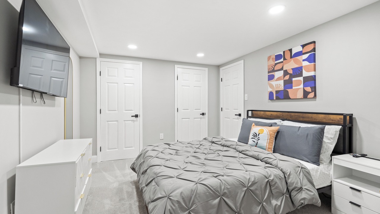 Photo of Bedroom in Oxon Hill