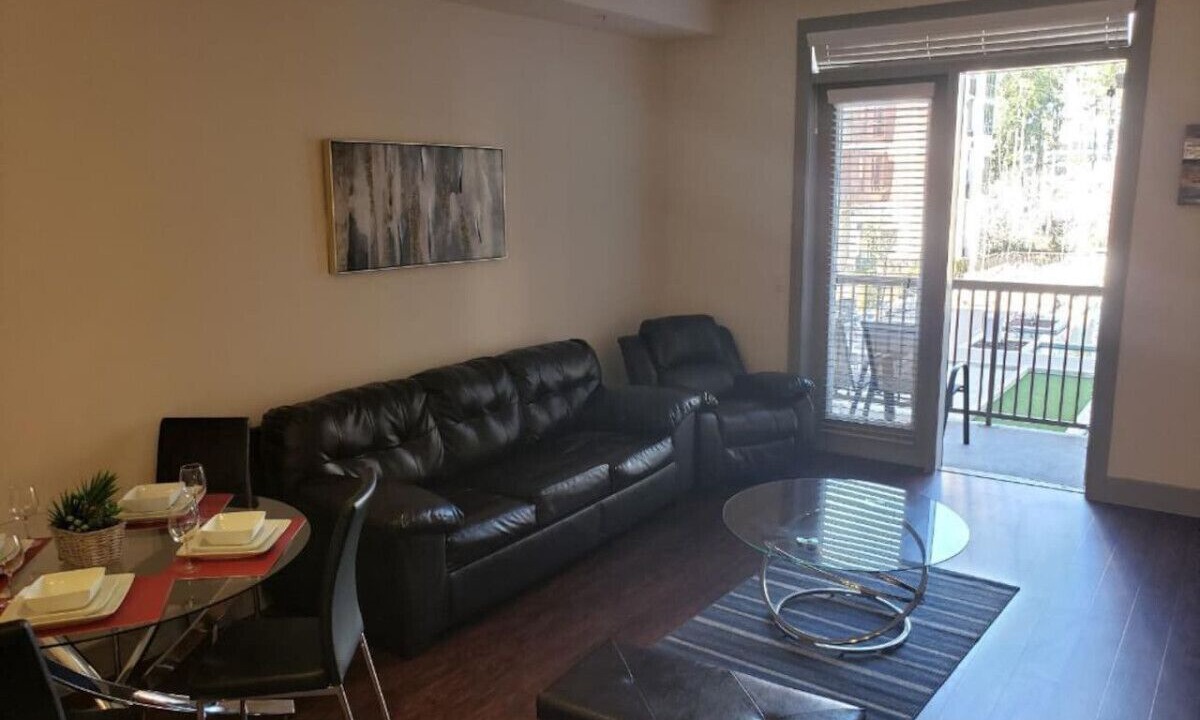 Photo of Livingroom in Spring