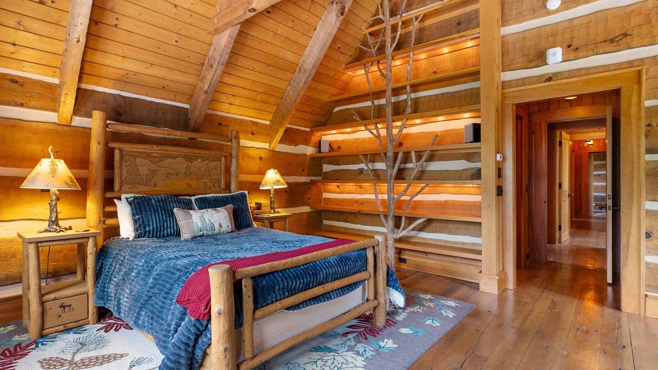 Photo of Bedroom in Ludlow