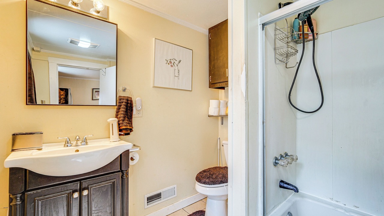 Photo of Bathroom in Bennington