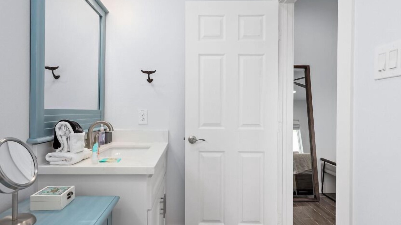 Photo of Bathroom in Terramar Beach