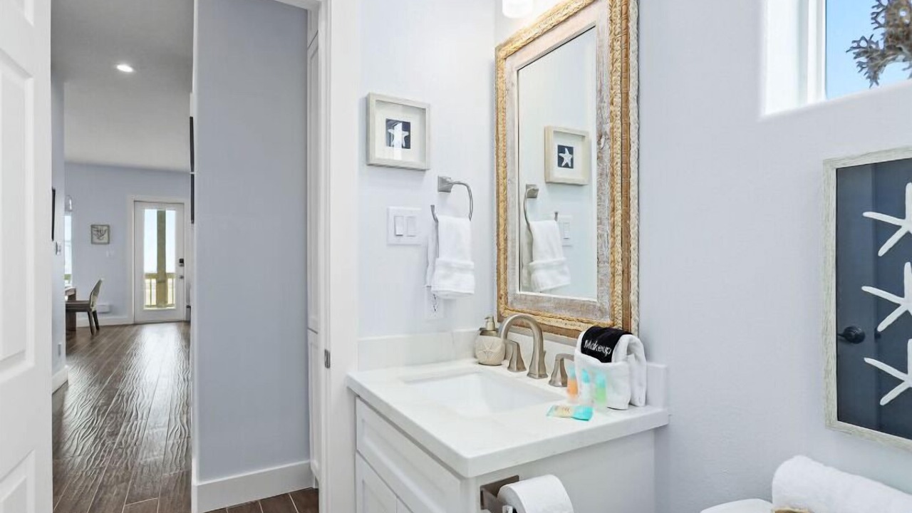 Photo of Bathroom in Terramar Beach