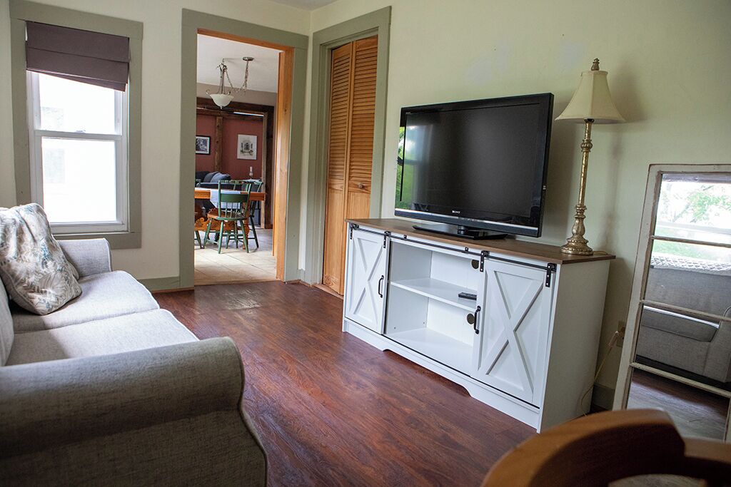 Photo of Livingroom in Sunapee