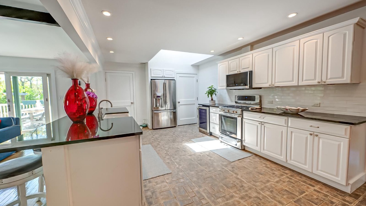 Photo of Kitchen in Hampton Bays