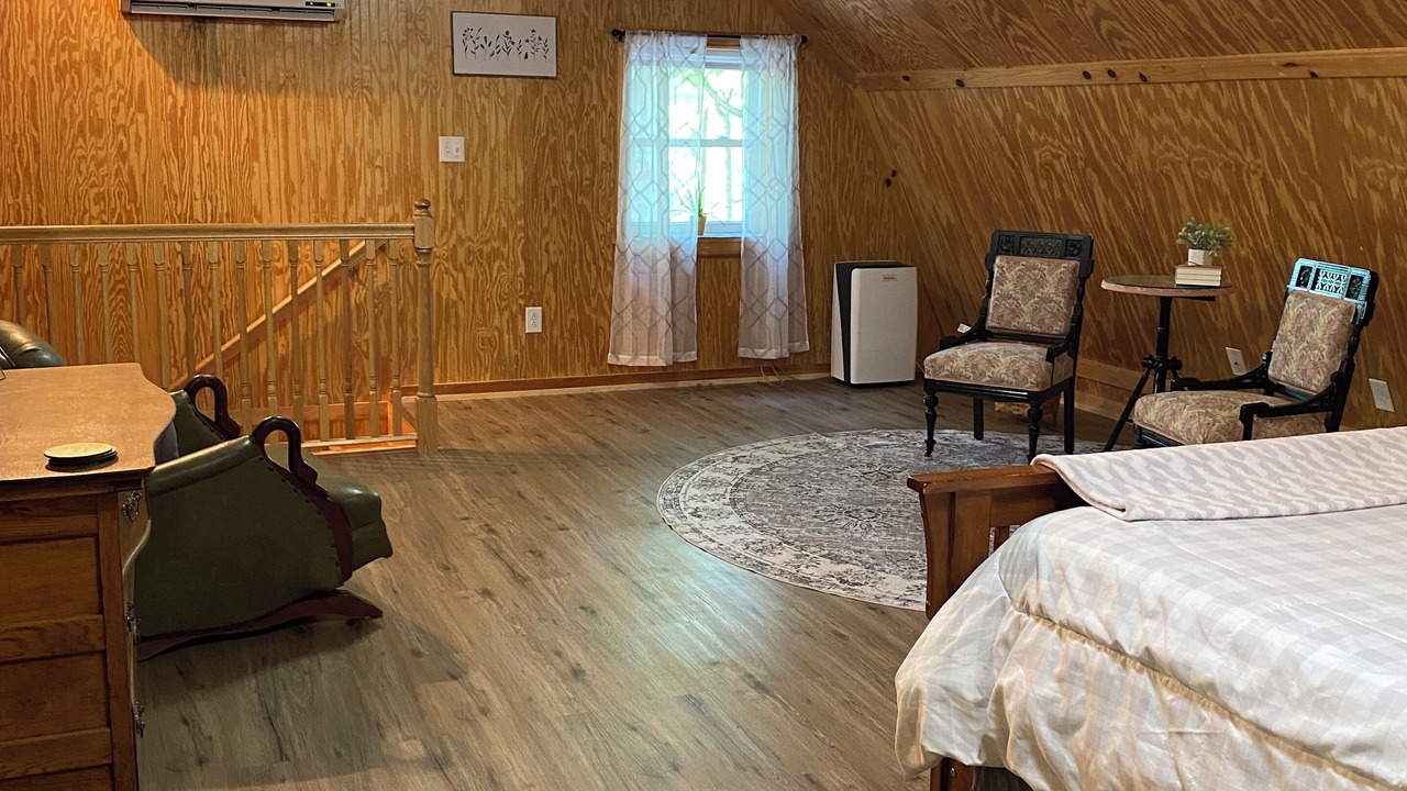 Photo of Bedroom in Dobson
