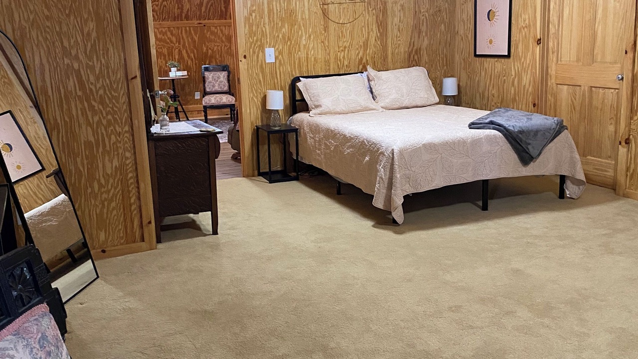 Photo of Bedroom in Dobson