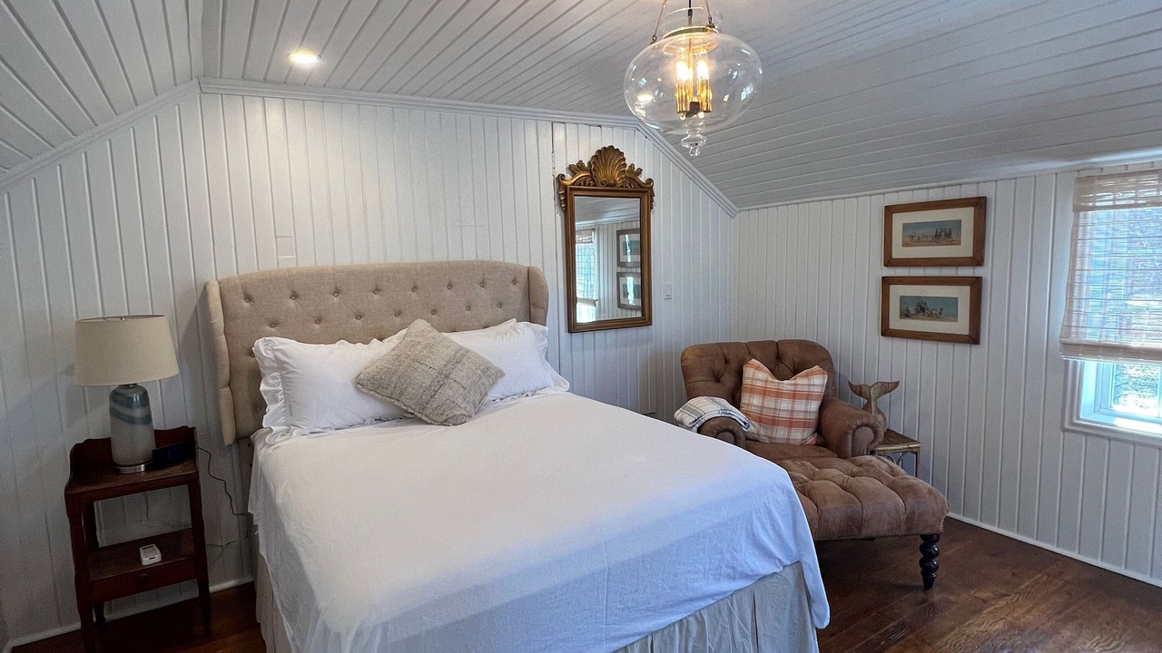 Photo of Bedroom in Village of Southampton