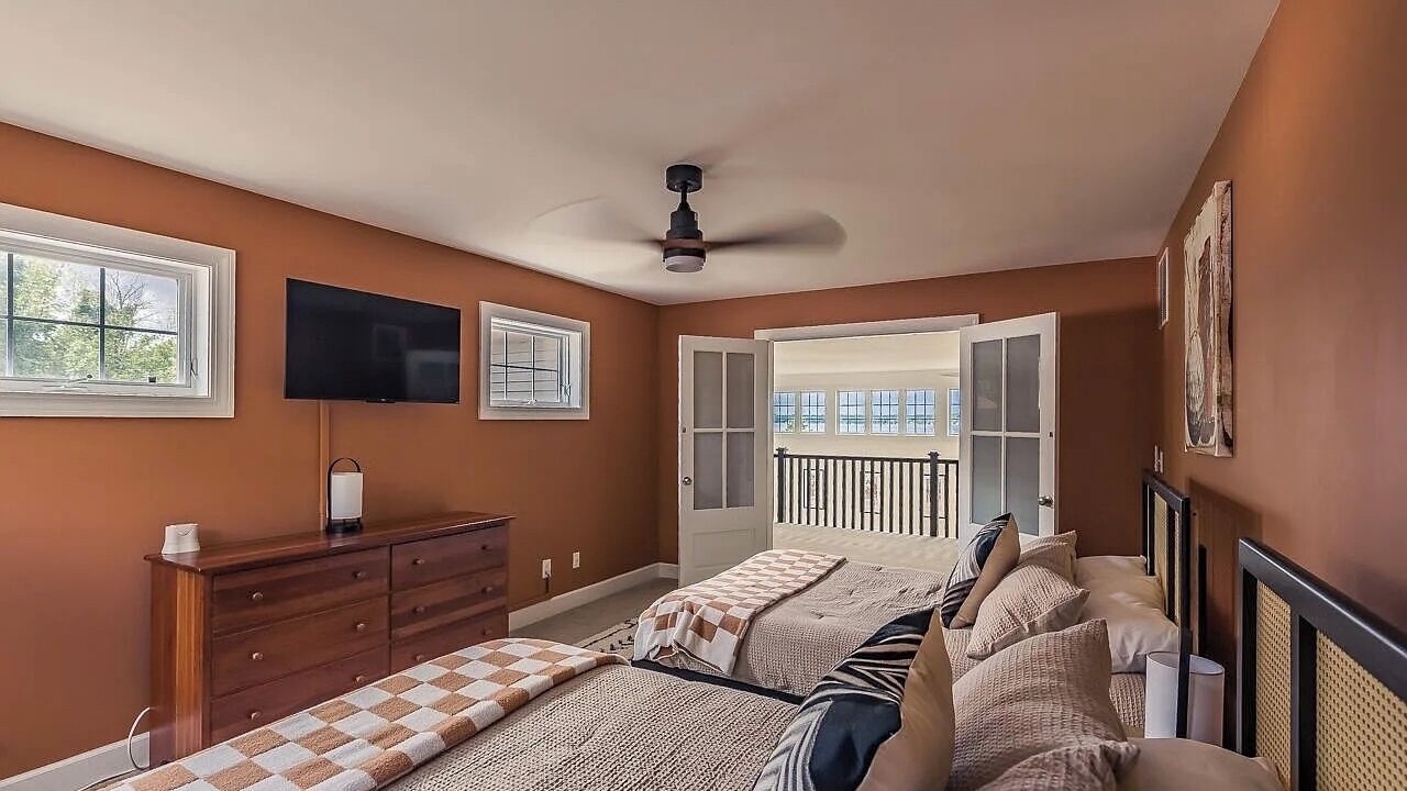 Photo of Bedroom in Saratoga Springs