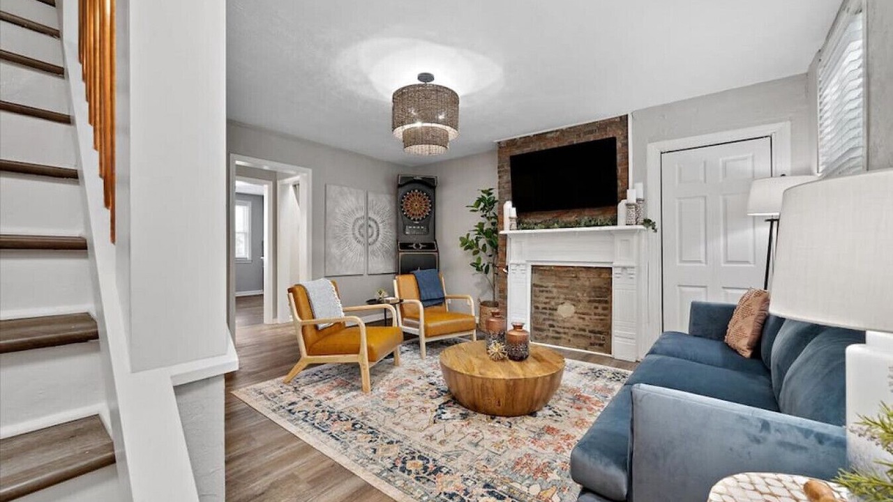 Photo of Livingroom in South Side Flats