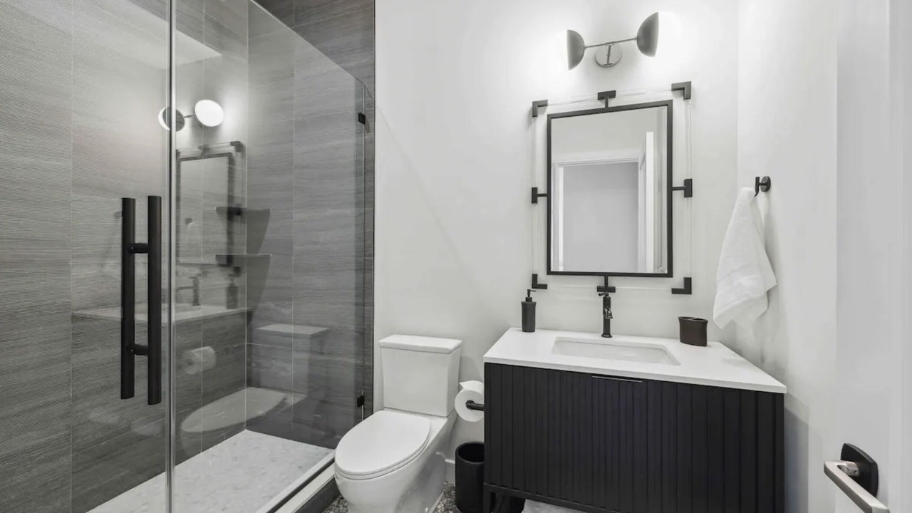 Photo of Bathroom in East Hampton North