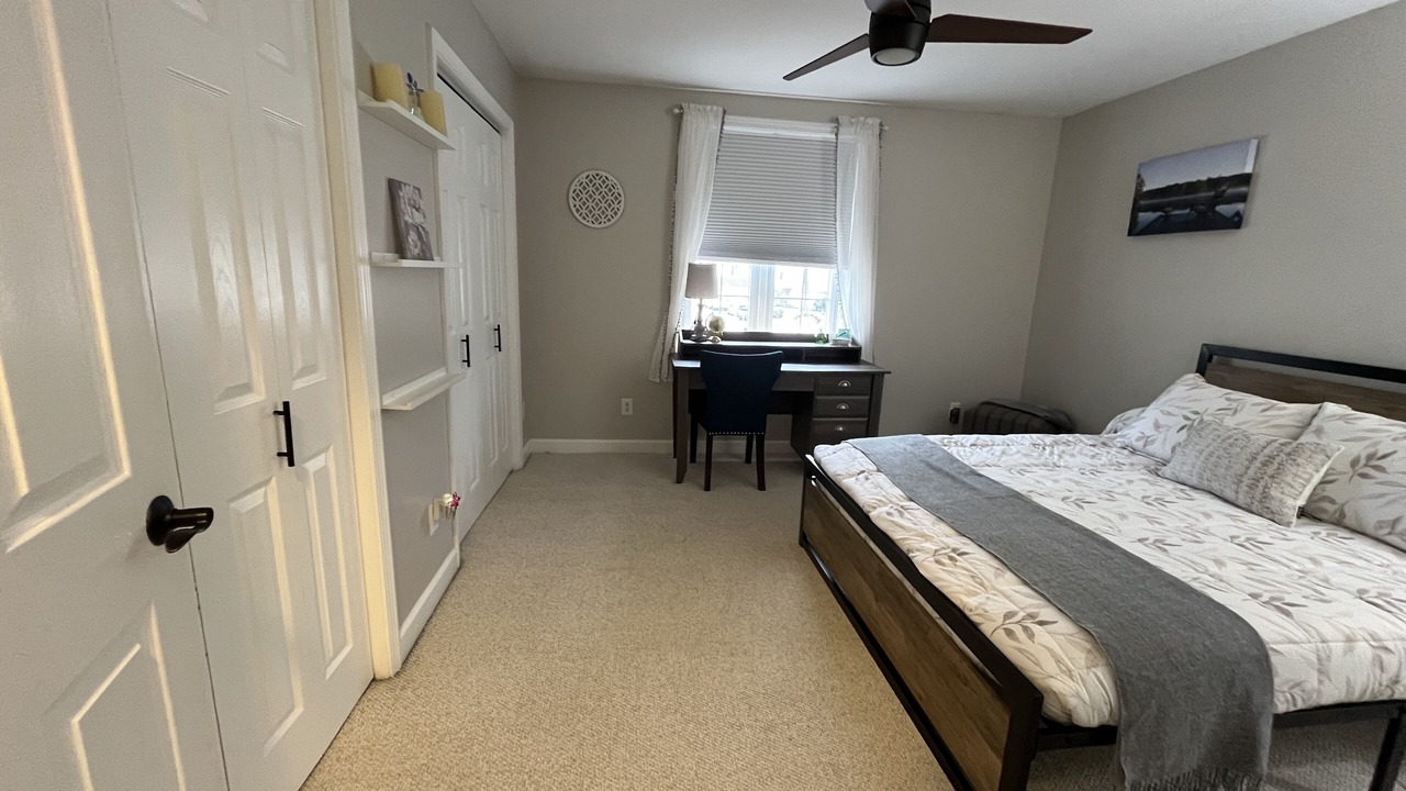 Photo of Bedroom in Geyser Crest