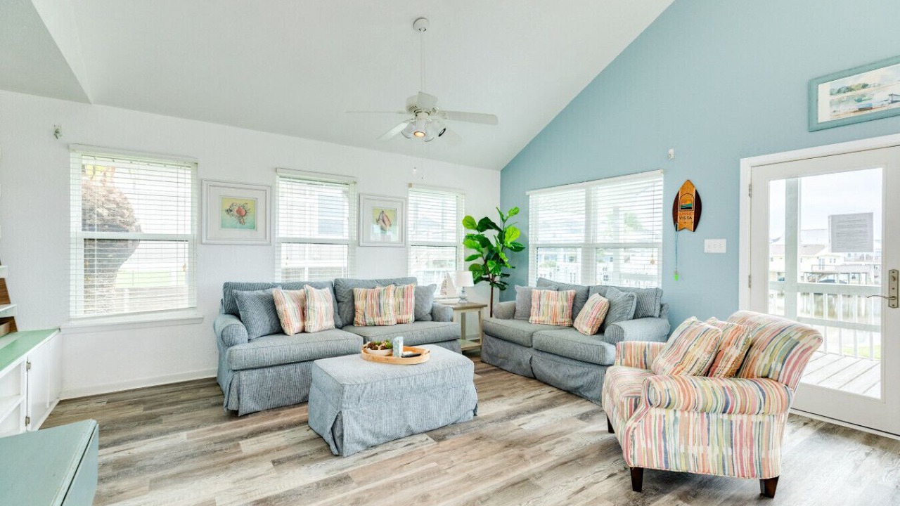 Photo of Livingroom in Terramar Beach