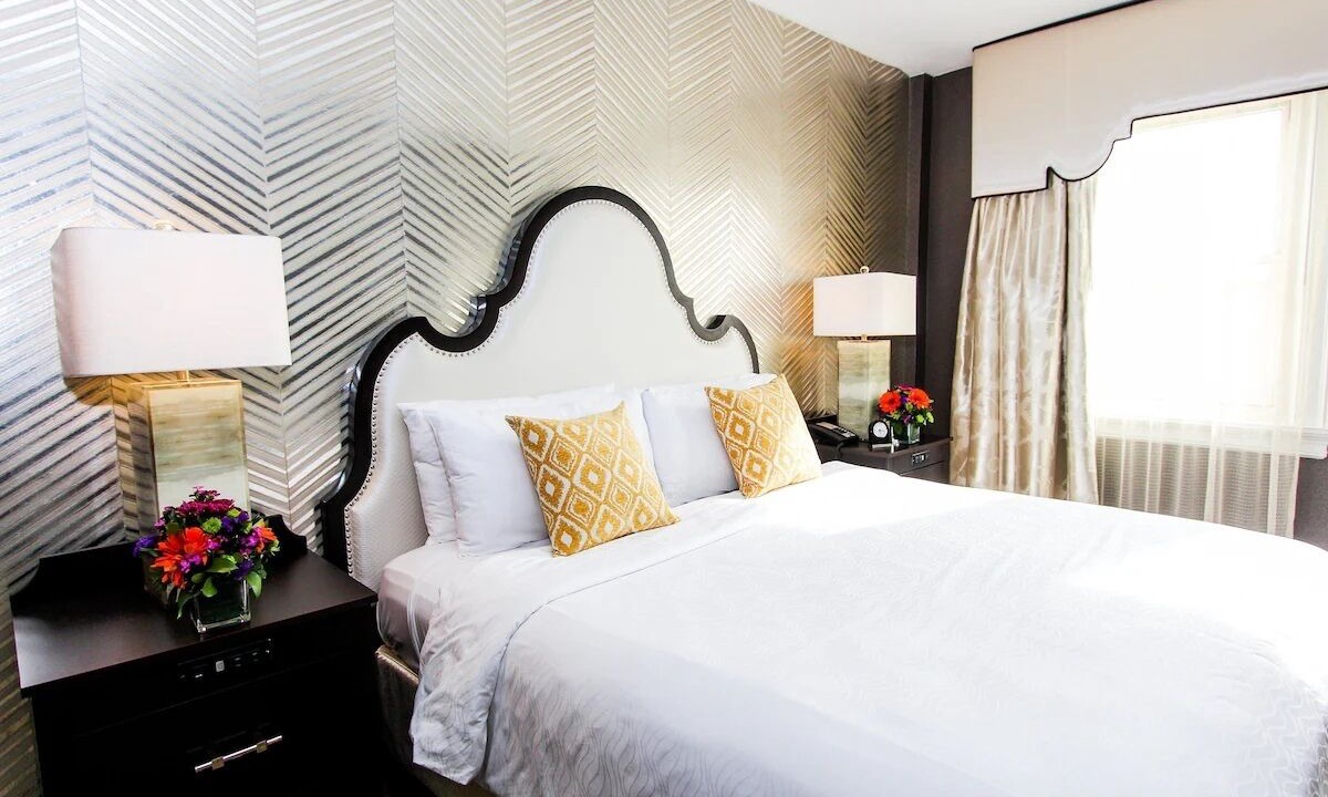 Photo of Bedroom in Kalorama Heights