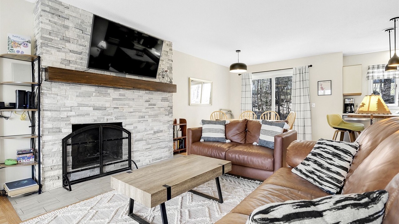 Photo of Livingroom in Bethel