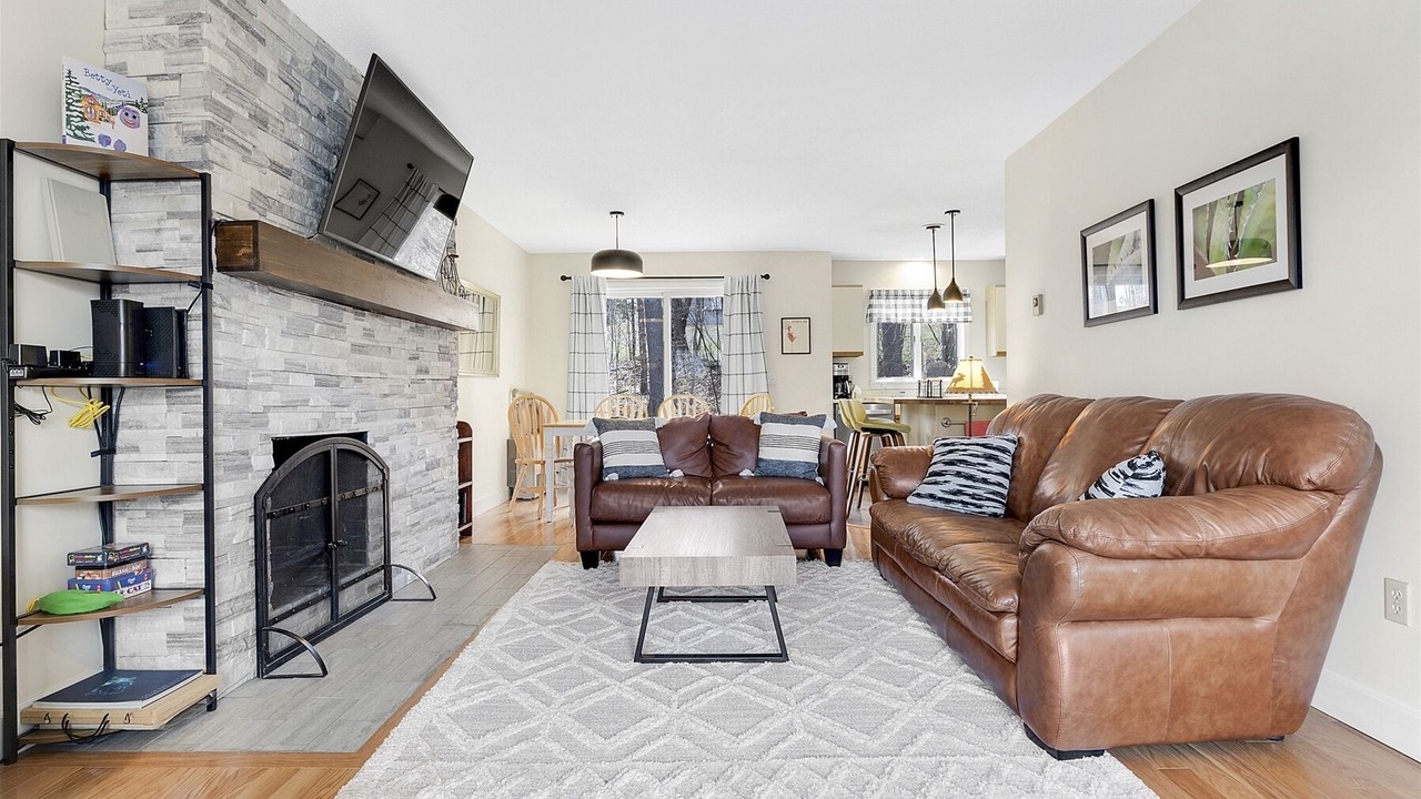 Photo of Livingroom in Bethel