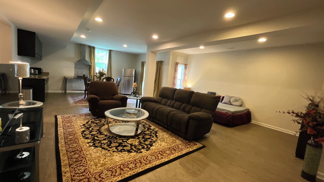 Photo of Livingroom in Triangle