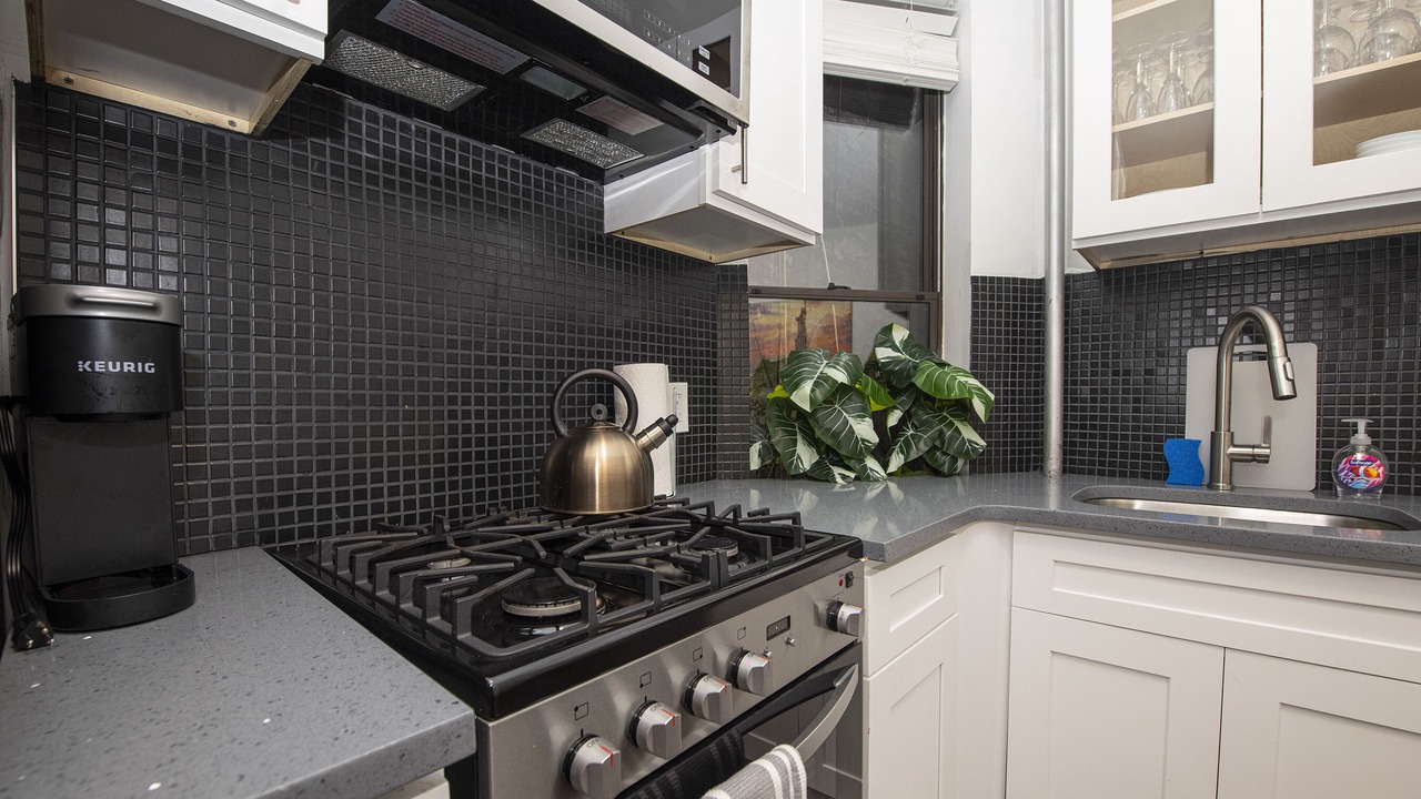 Photo of Kitchen in Garment District