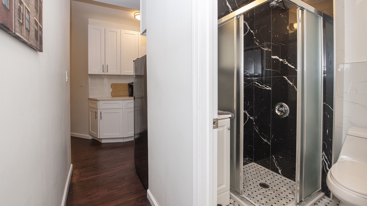 Photo of Bathroom in Garment District