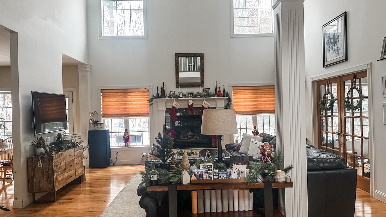 Photo of Livingroom in Saratoga Springs