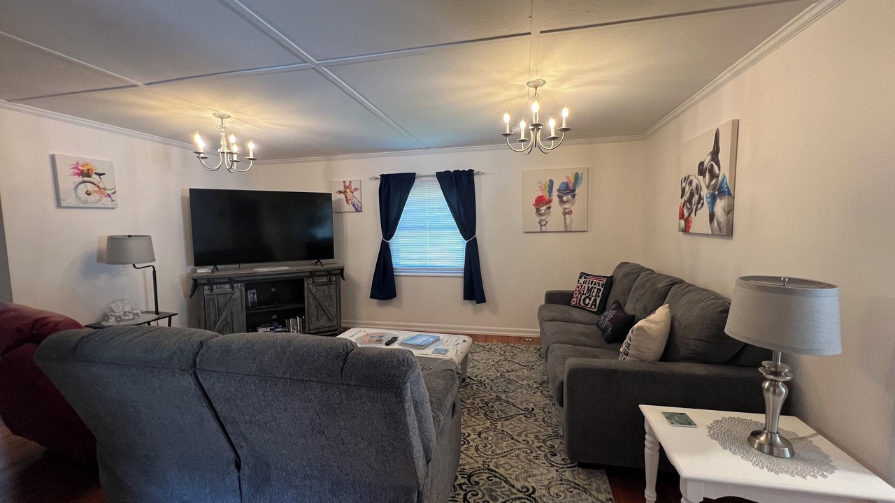 Photo of Livingroom in Hot Springs