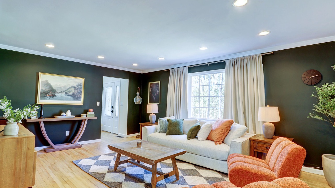 Photo of Livingroom in Saugerties