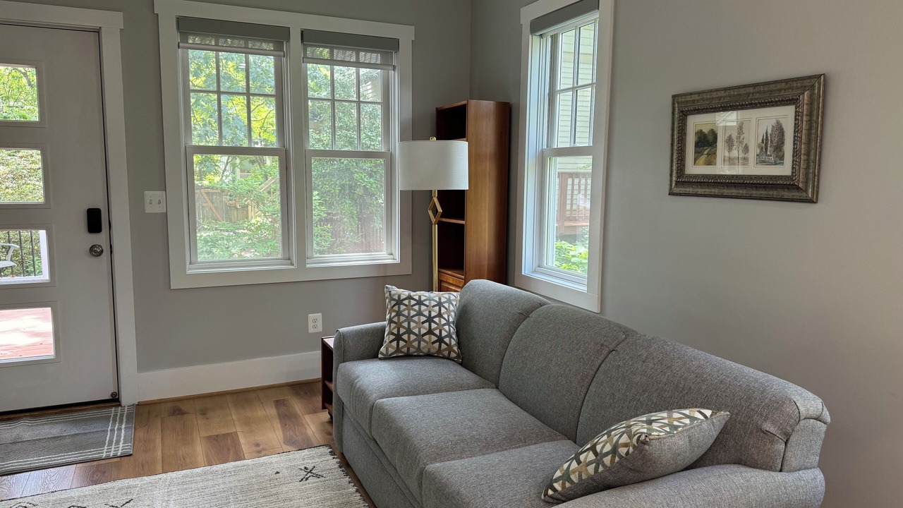 Photo of Livingroom in Ashton Heights