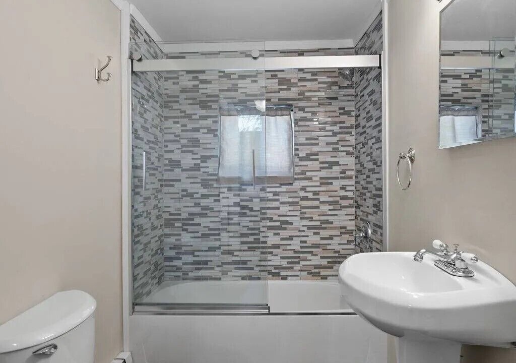 Photo of Bathroom in Livingston Manor