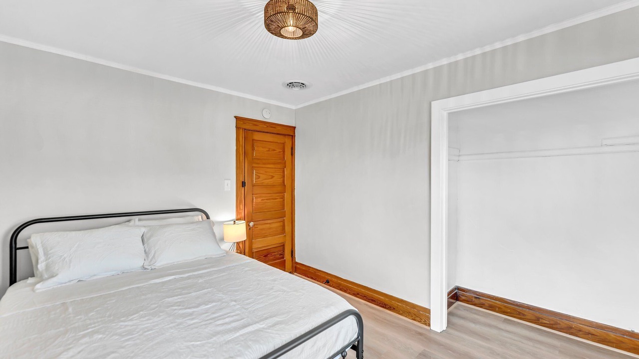 Photo of Bedroom in Niagara Falls
