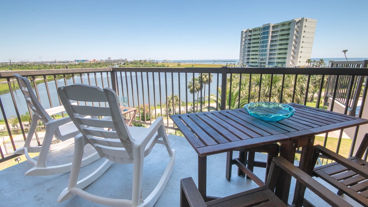 Photo of Patio Balcony in Galveston