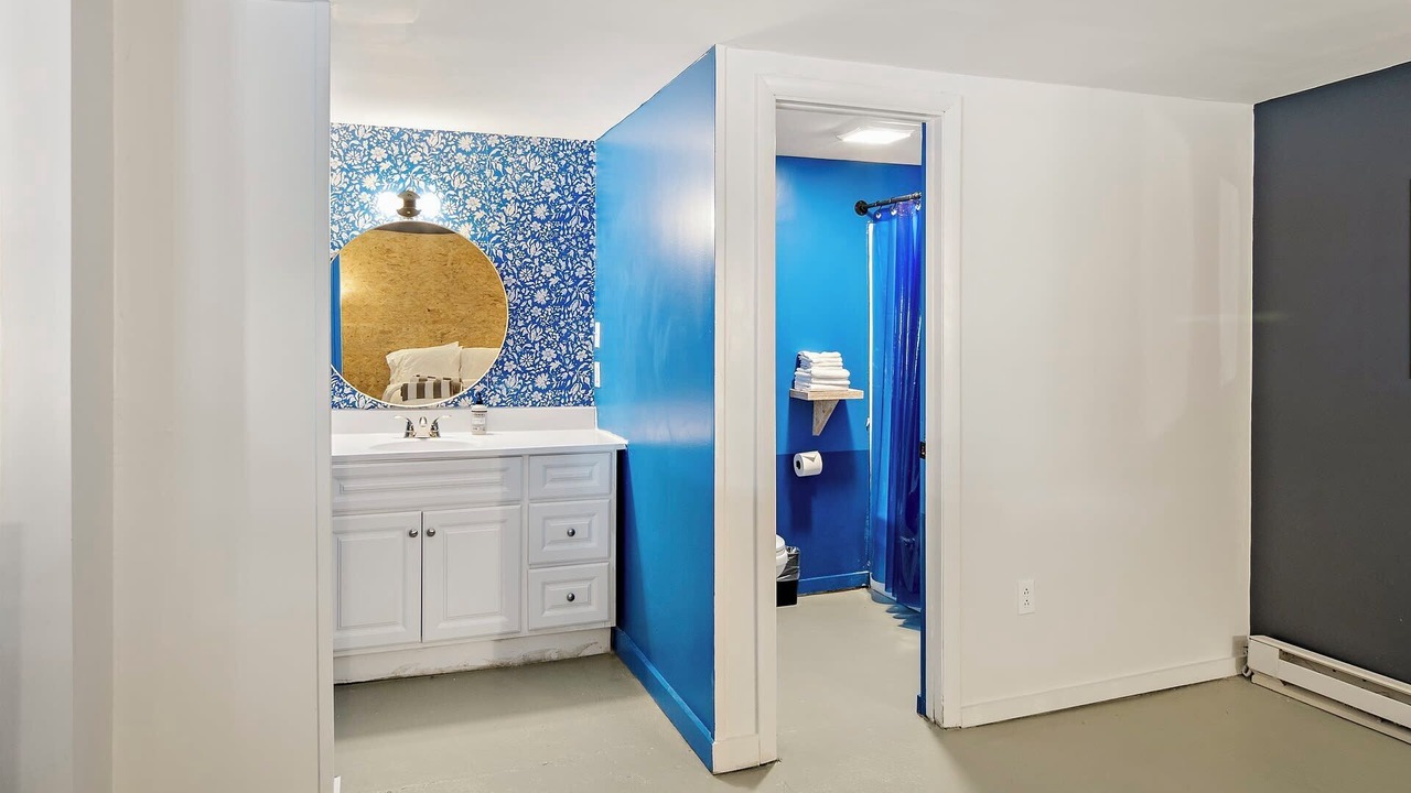 Photo of Bathroom in Hillsdale