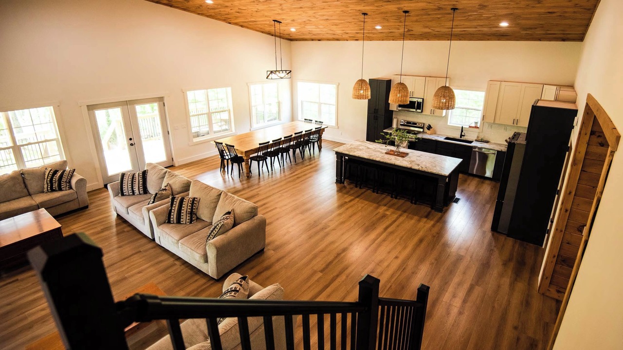 Photo of Livingroom in Creola