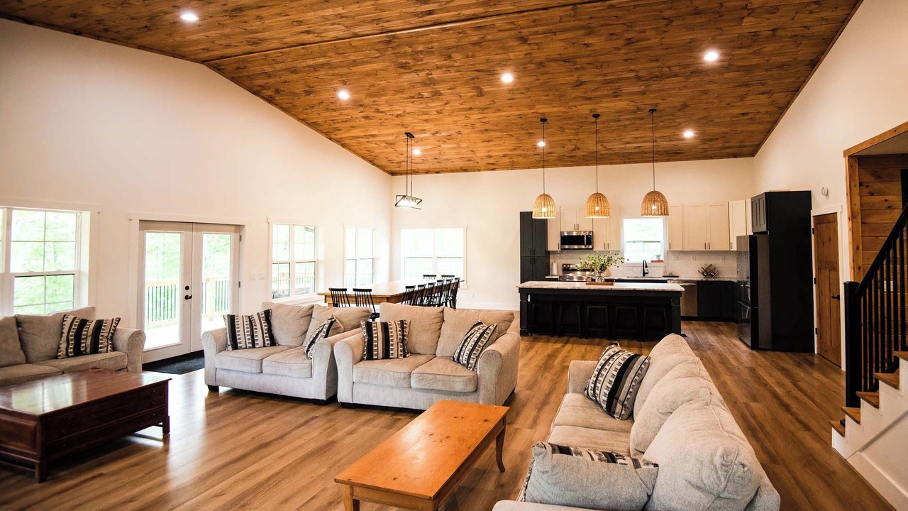 Photo of Livingroom in Creola