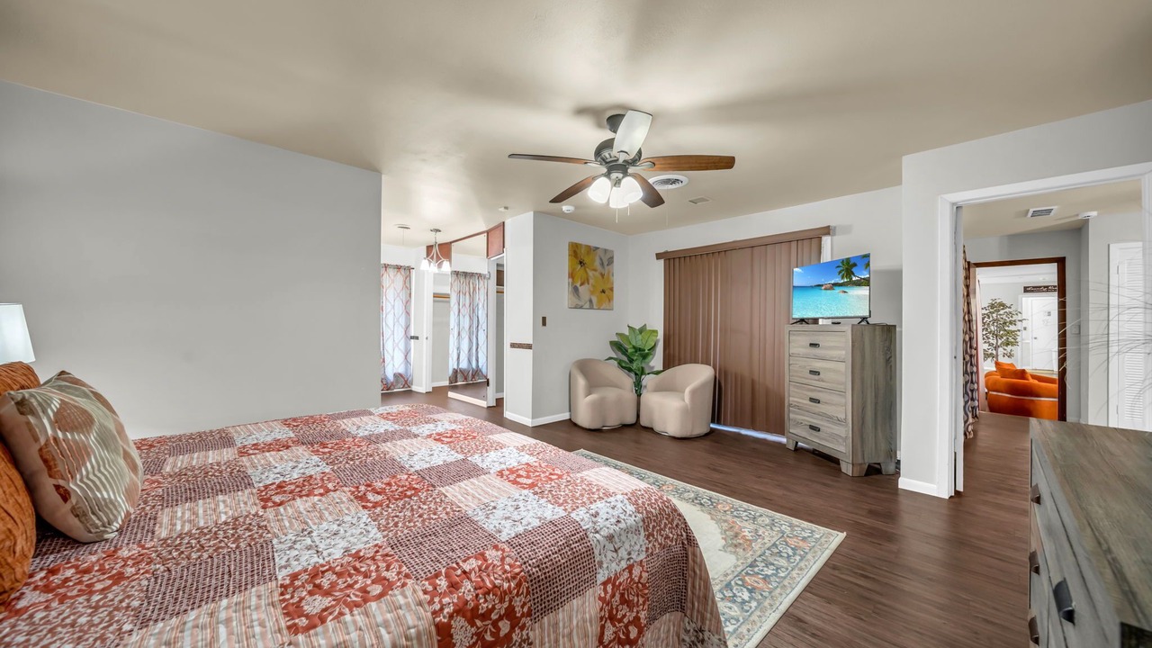 Photo of Bedroom in Baytown