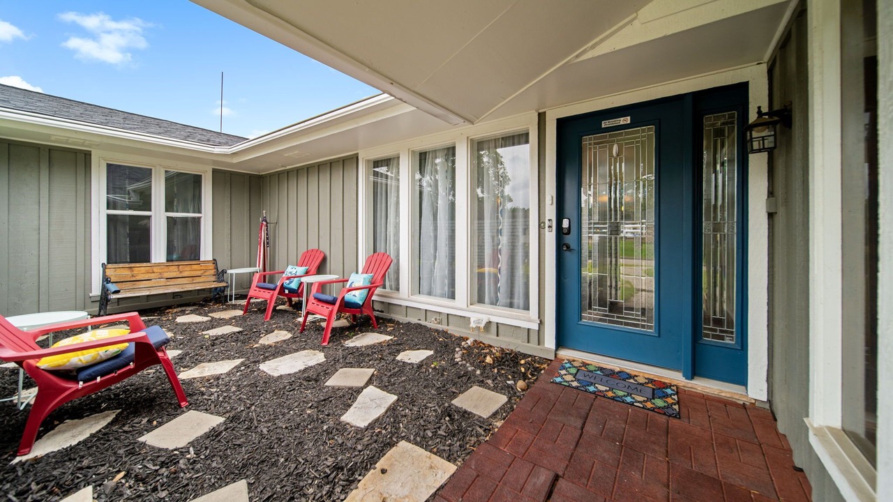 Photo of Patio Balcony in Baytown